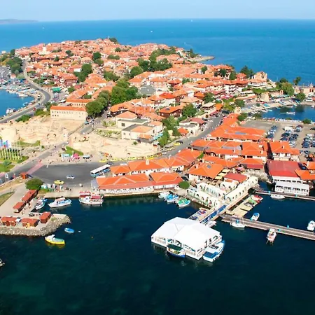 Royal Palm Seaview Apartment Sveti Vlas